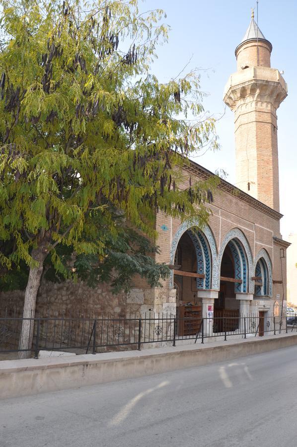 Mevlana Palace Konya Bagian luar foto